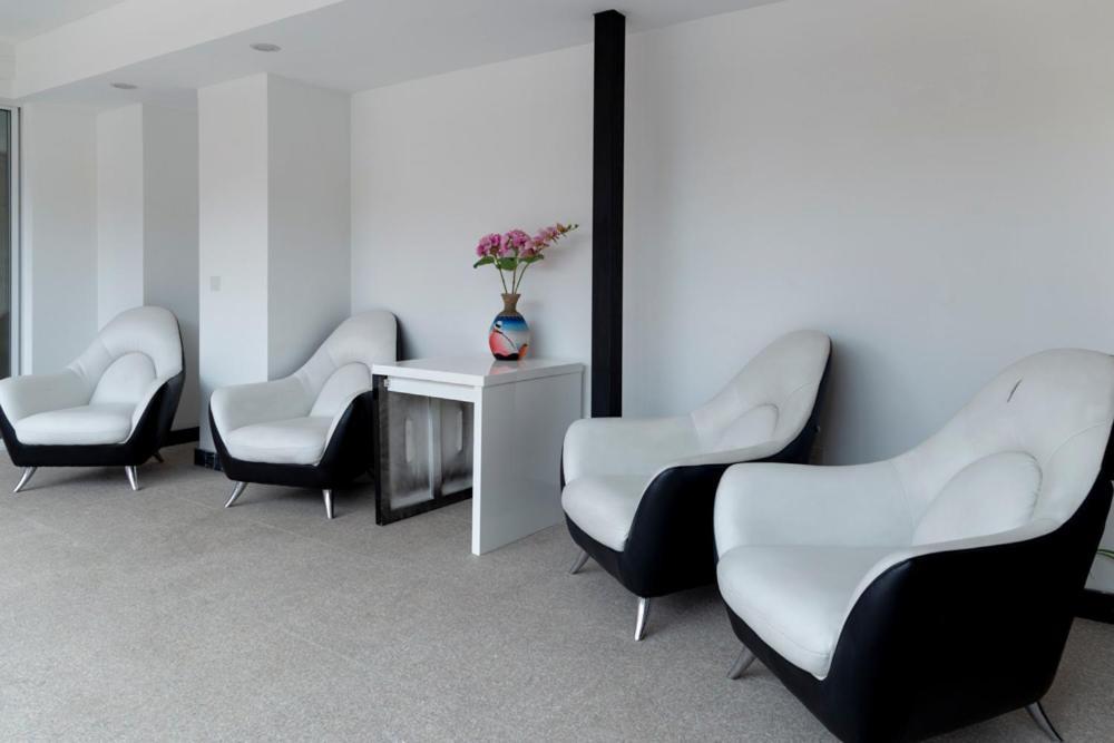Apartasuite Edificio Monir Богота Екстер'єр фото